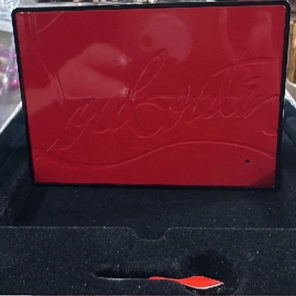 Christian Louboutin
Abracadabra la Palette in original box. Rare and sought - Picture 7 of 10